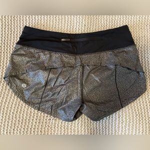 lululemon Speed Up 2.5” shorts